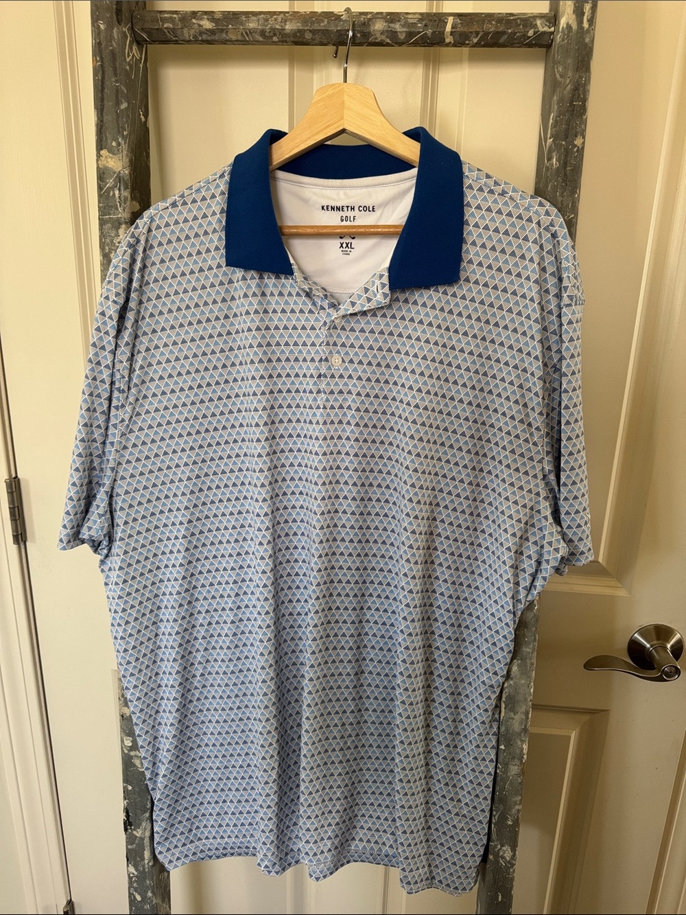 Kenneth Cole Light Blue Geometric Golf  Polo with Dark Blue Collar